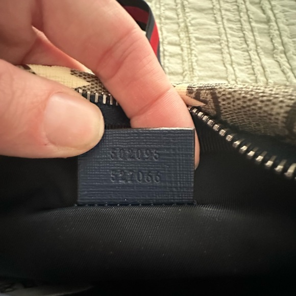 GG Supreme Monogram Stars Childrens Belt Bag - Picture 2 of 7